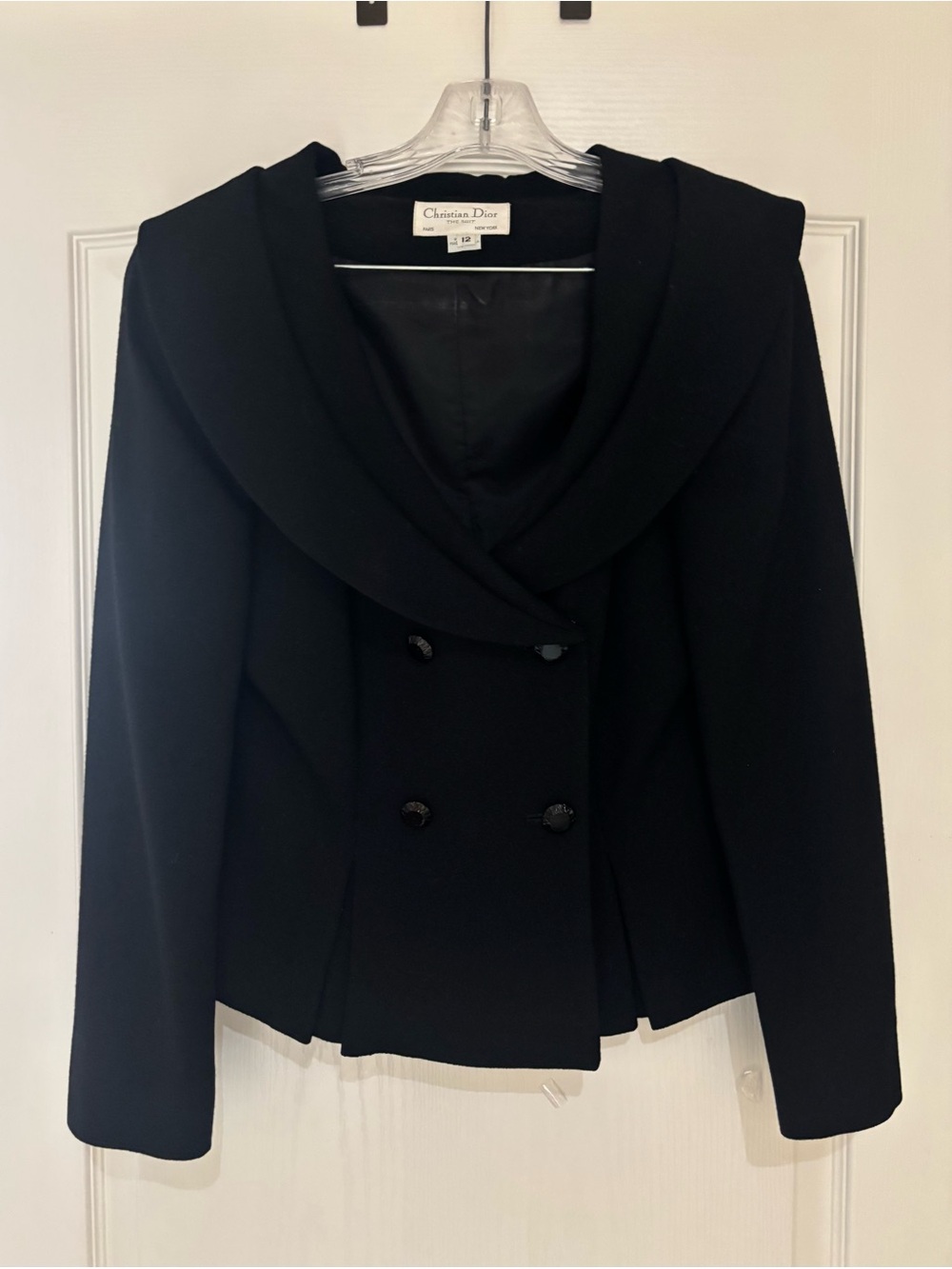 Elegant vintage Christian Dior 2 piece black wool skirt suit size 12